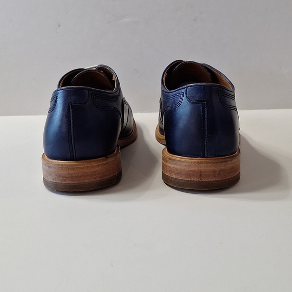 Johnston & Murphy Navy Blue Full Grain Leather Preppy Wingtip Oxfords Size 8 main image 6